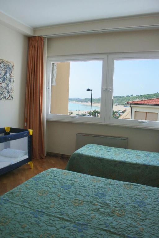 Hotel Scogliera Numana Cameră foto